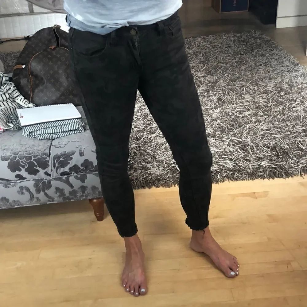 Vici camo stretch skinny jeans sz S